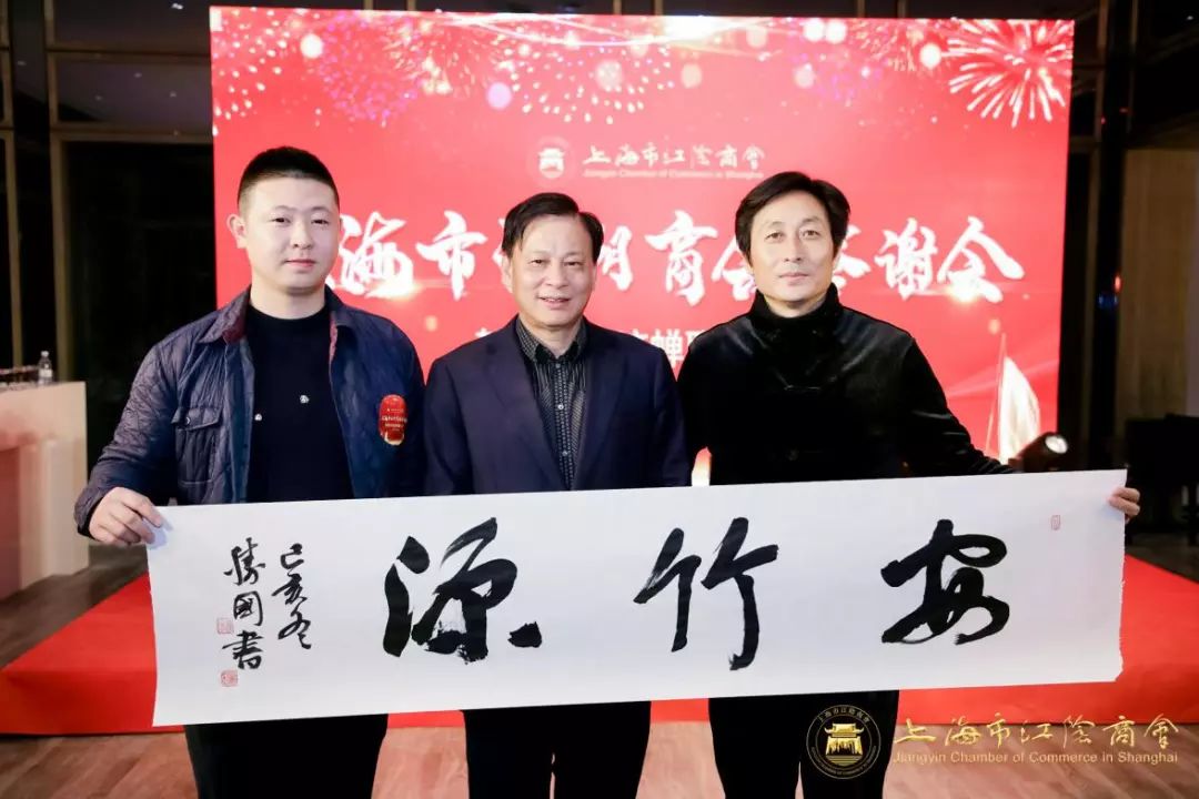 著名书法家—赵胜国 为商会即兴创作对联